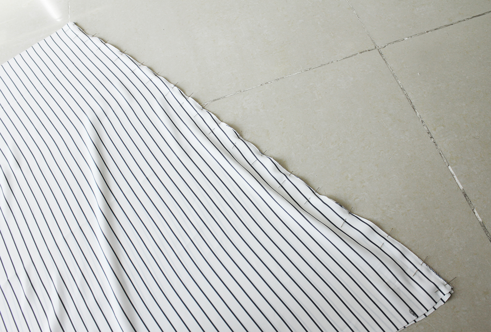 How To: Basic Striped Maxi Wrap Skirt | Contour Affair